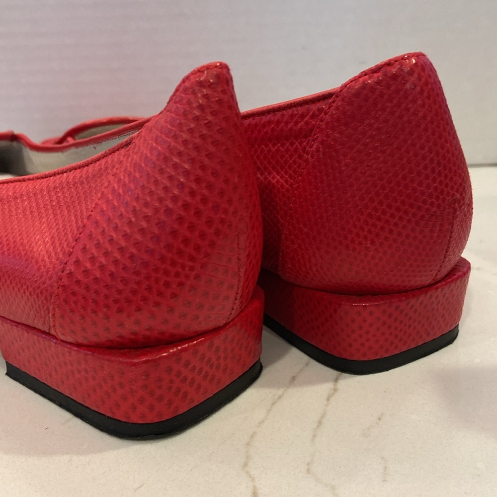 Stuart Weitzman Red Leather Loafers with Bow - Picture 4 of 8